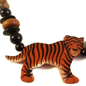 Jeannielyn Chunky Vintage Tiger beaded necklace!
